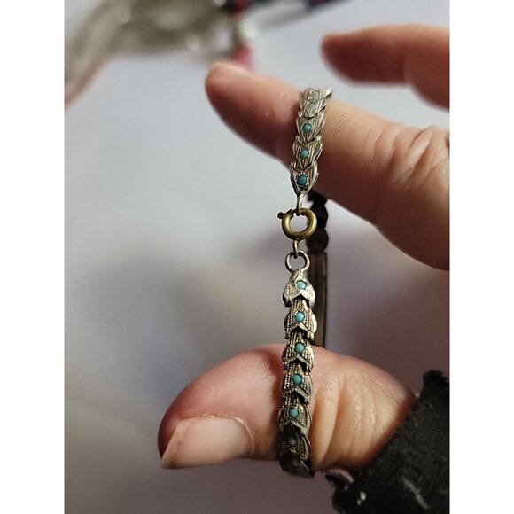 Vintage Native American Silver And Turquiose Bracelet - Picture 2 of 6